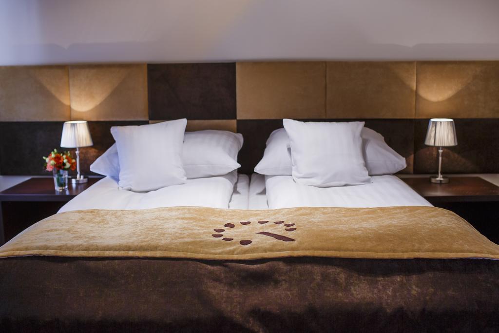 Boutique Hotel'S II Rewolucji Lodz  Luaran gambar